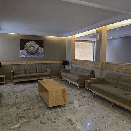 Hotel Y Villas Gran Via Мексико Сити Екстериор снимка