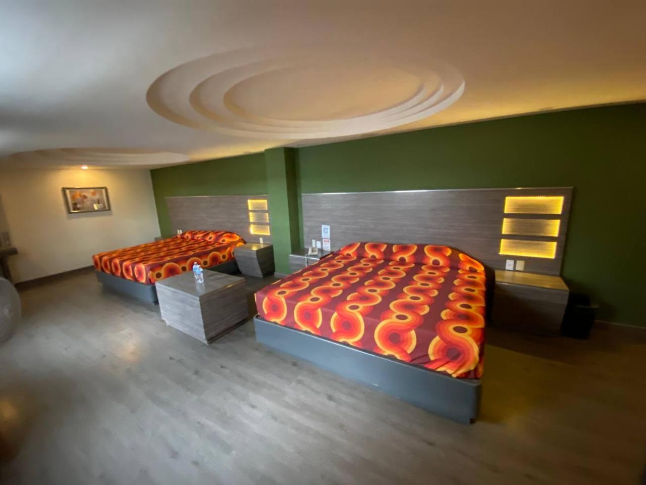 Hotel Y Villas Gran Via Мексико Сити Екстериор снимка