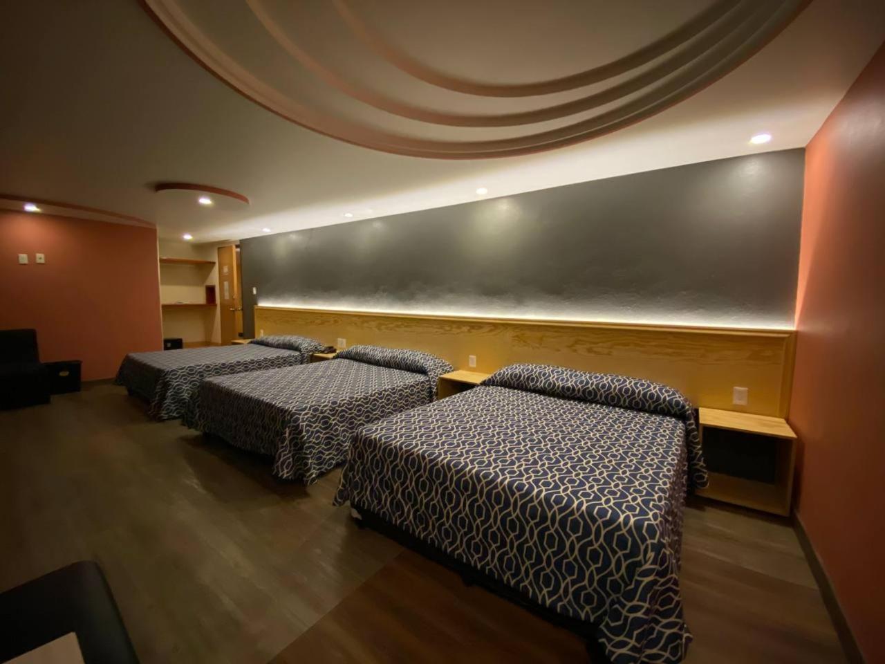 Hotel Y Villas Gran Via Мексико Сити Екстериор снимка