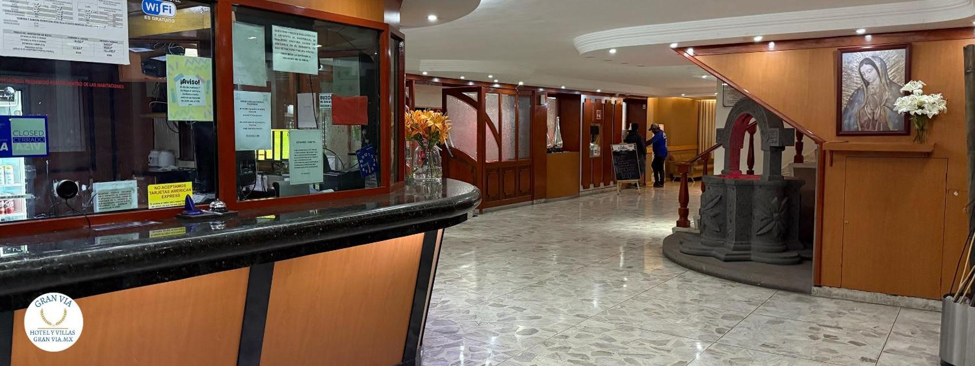 Hotel Y Villas Gran Via Мексико Сити Екстериор снимка