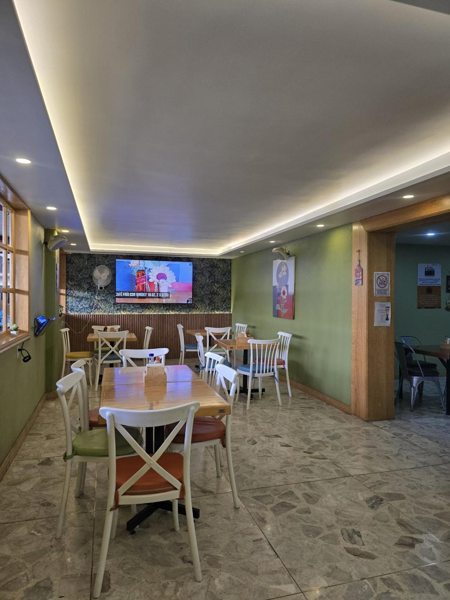 Hotel Y Villas Gran Via Мексико Сити Екстериор снимка